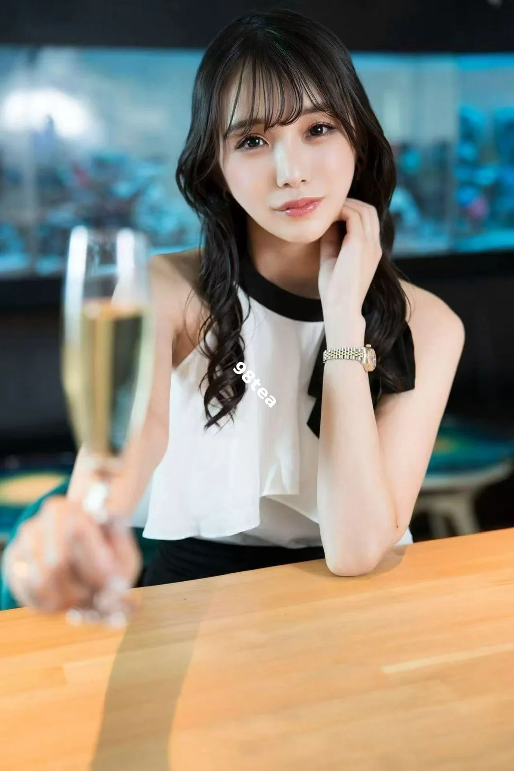 炭佐麻里